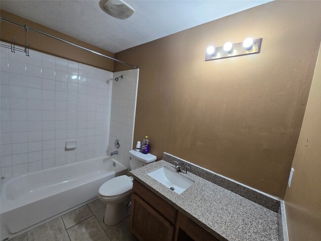 Building Photo - 21214 Ambergris Ct