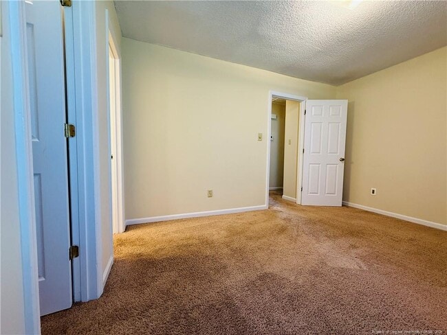 Building Photo - 3344 Chantilly Ln