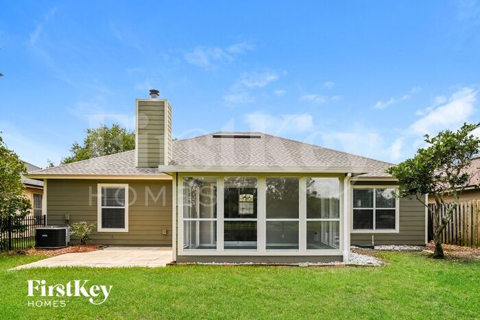 Building Photo - 12557 Ashglen Dr N