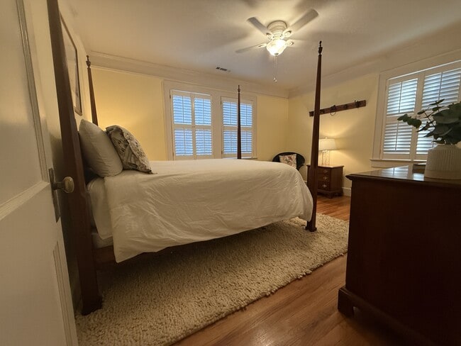 Building Photo - 2105 North St