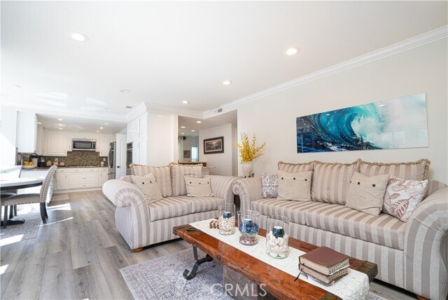 Building Photo - 25562 Eastwind Dr