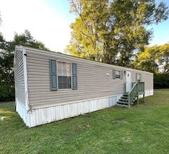 Building Photo - Singlewide in the country