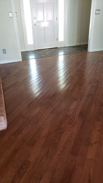 Living room - 24985 Capshaw Rd