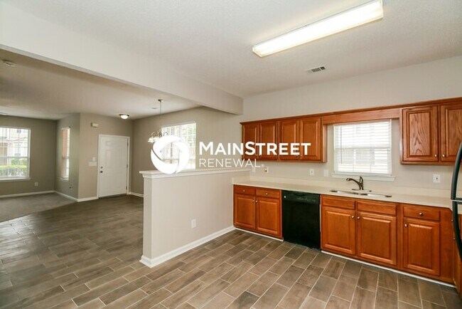 Building Photo - 3 Bedroom Pet-Friendly Home in Hampton, GA with Main Street Renewal