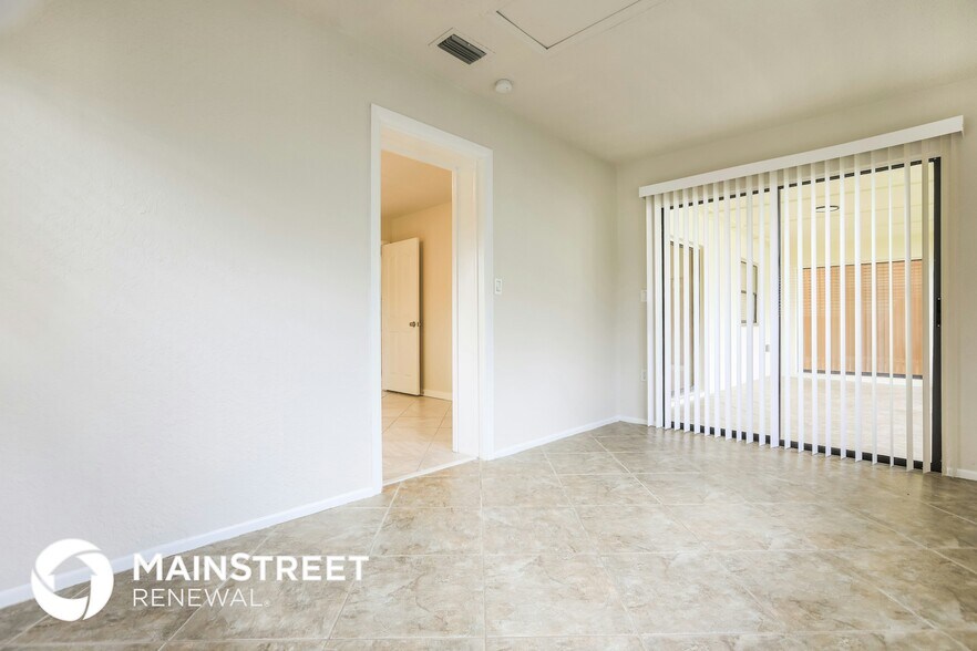 Building Photo - 4024 Gingold St