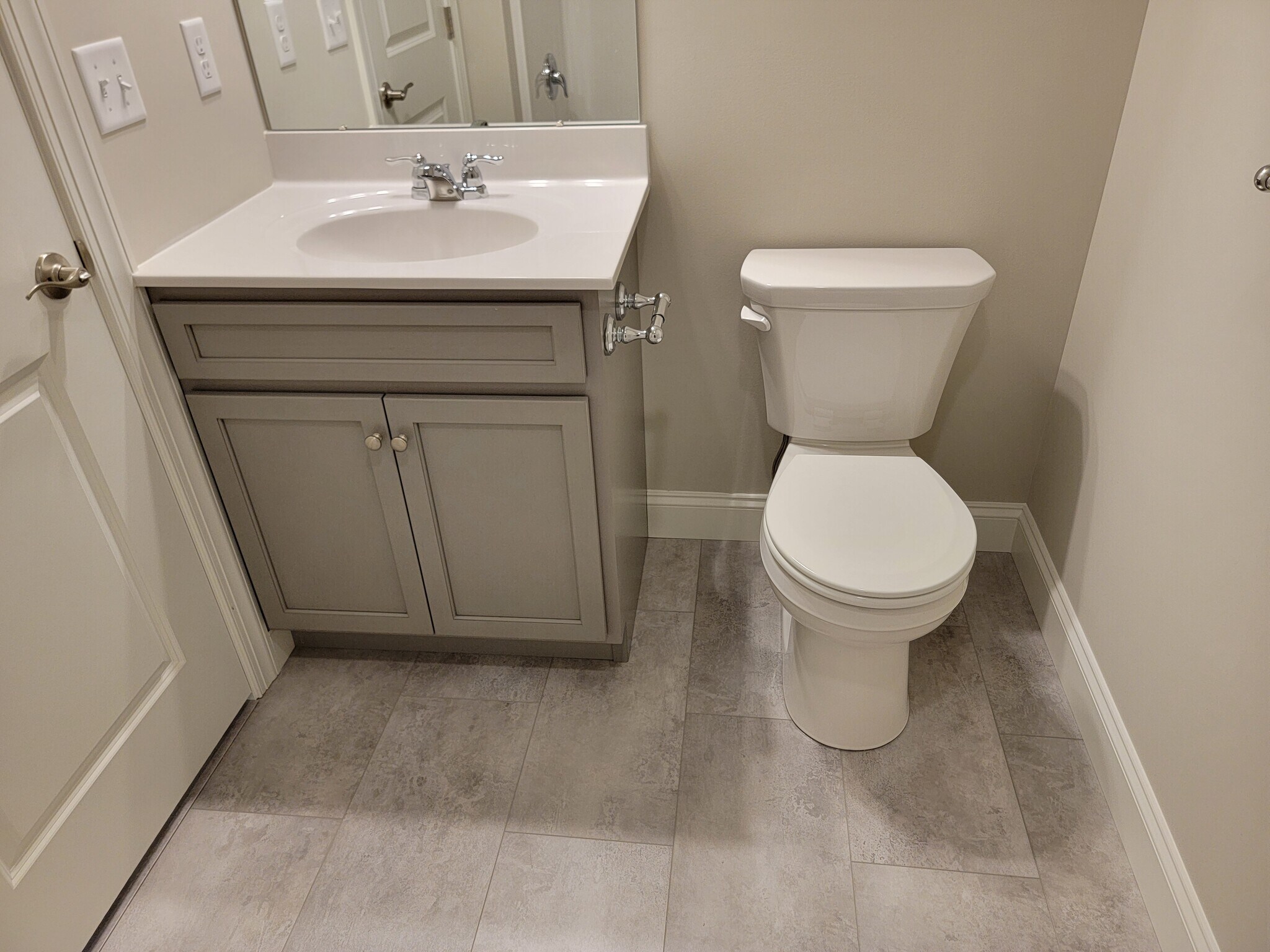 Building Photo - 256 Sage Blvd