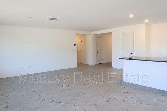 Building Photo - 2783 N Mulberry Pl