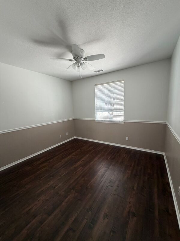 Building Photo - 46172 Pinon Pine Way