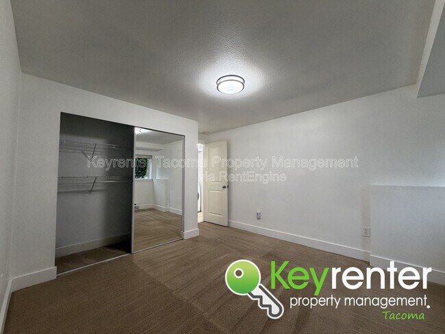 Building Photo - 3008 N Narrows Dr