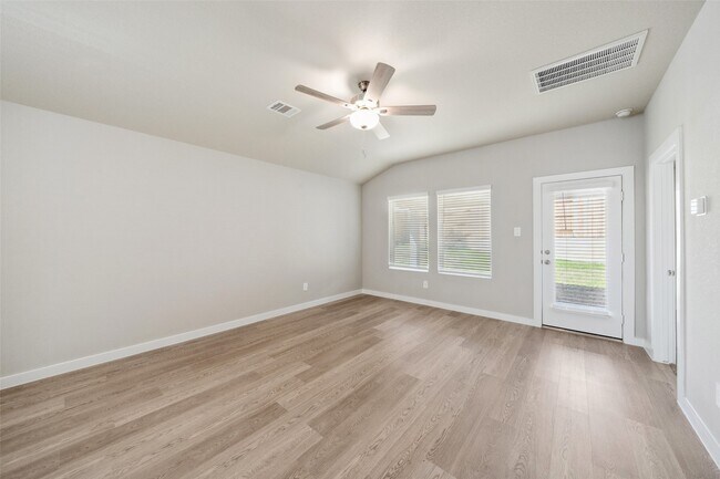 Building Photo - 1666 Shae Oak Ln