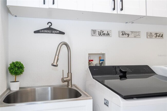 Building Photo - 3774 Eagle Isle Cir