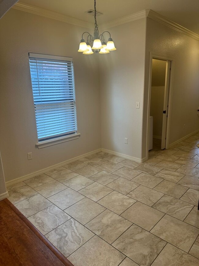 Building Photo - Available for Immediate Move-in!  3 Bedroom, 2 Bathroom, Two-Story Fayetteville Home