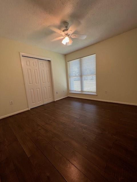 Building Photo - 215 Tavares Dr