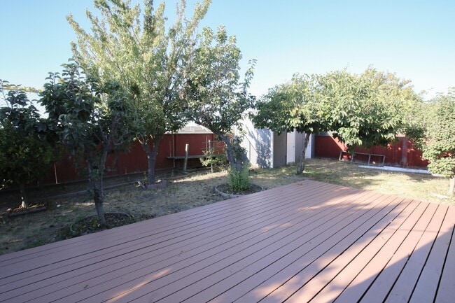 Building Photo - Floresta Gardens San Leandro Ranch Home