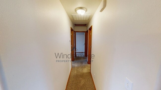 Building Photo - Maria167-2