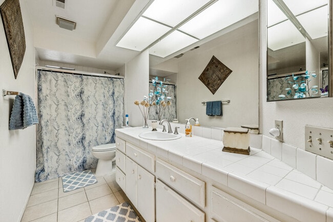 Building Photo - 75355 Santa Fe Trail