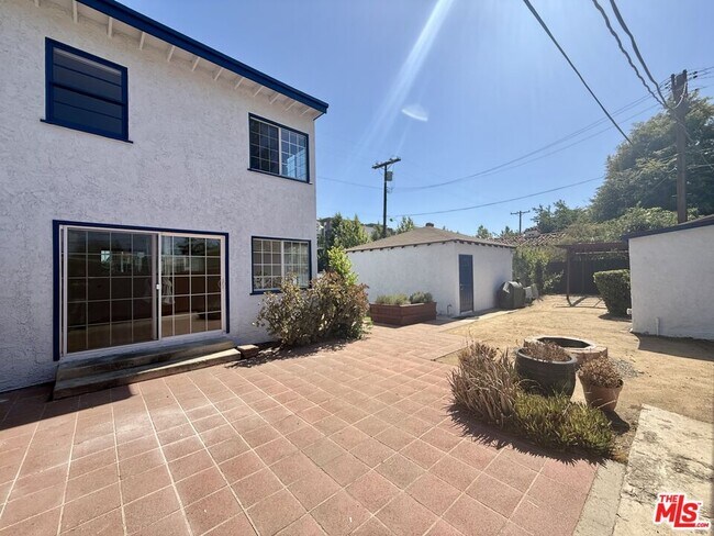 Building Photo - 6205 Gentry Ave