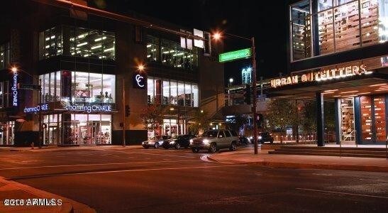 Building Photo - 310 S 4th St