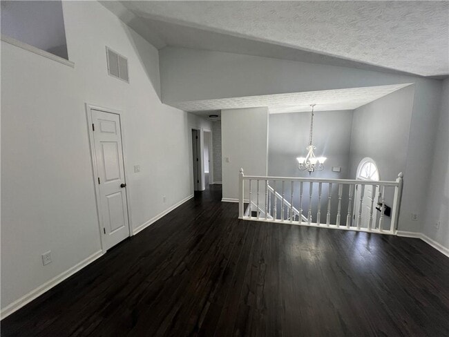 Building Photo - 5568 Elderberry Ln