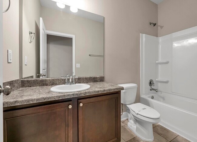 Building Photo - 3589 Autumn Woods Dr