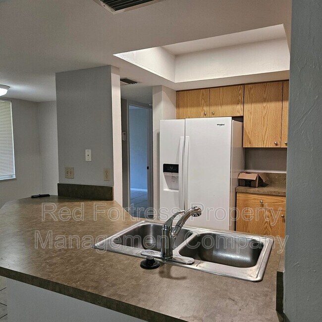 Building Photo - 3140 Seasons Way