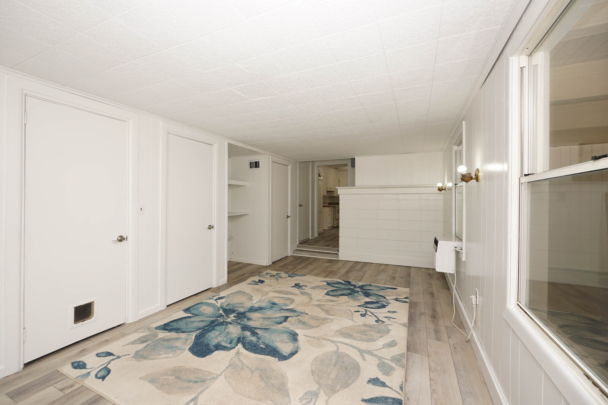 Extra Living Room - 62 Meigs Dr