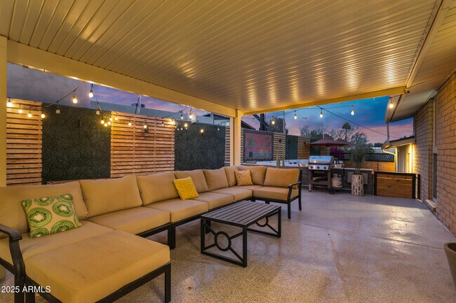Building Photo - 2306 N 55th St