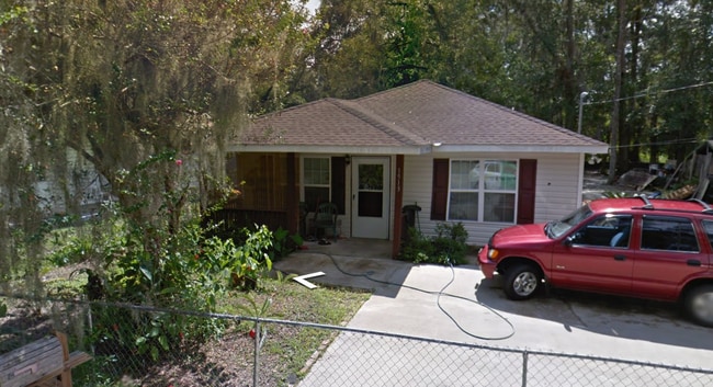 Building Photo - 1513 Kingdom St