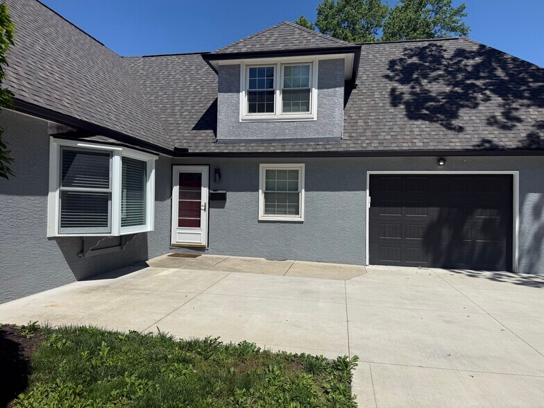 Building Photo - 4715 McBane Ct