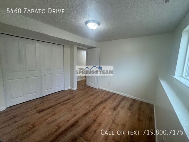 Building Photo - 5460 Zapato Dr