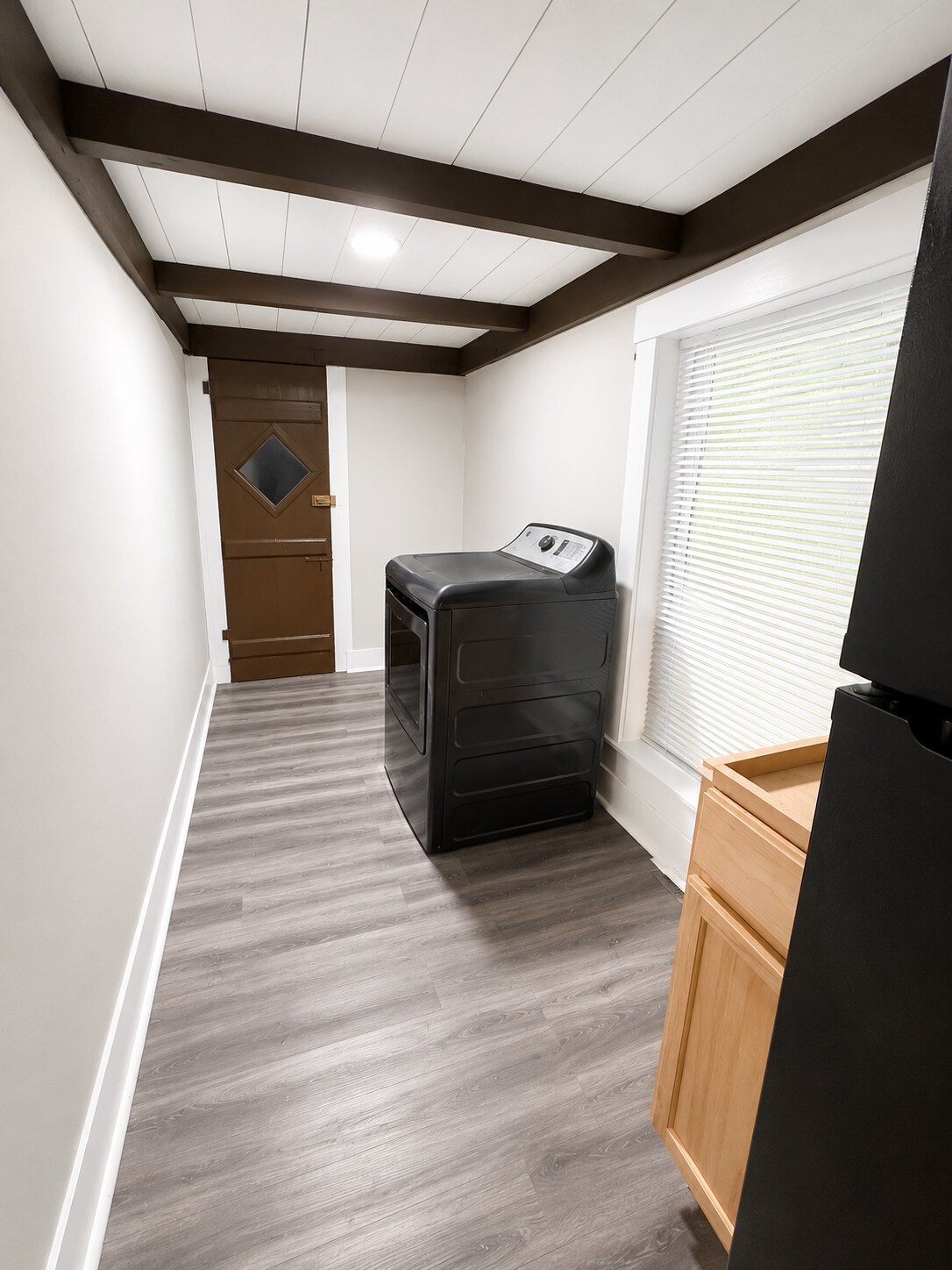 Laundry room - 346 Boston Rd