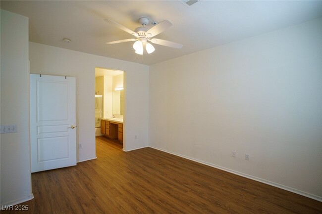 Building Photo - 1000 Duckhorn Ct