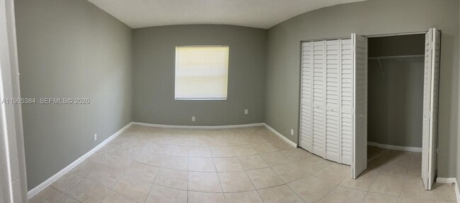 Building Photo - 11542 NW 44th St