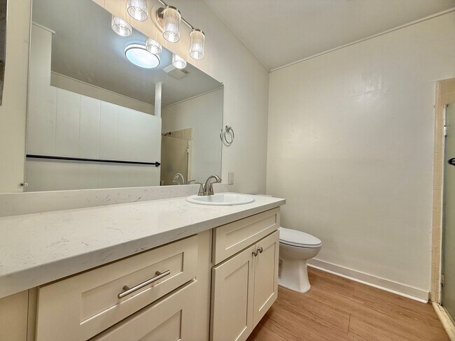 Building Photo - Newly Renovated 4 Bedroom / 2 Bathroom Home for Rent in Lahaina!
