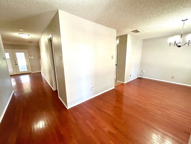 Building Photo - *COMING SOON* Energy-Efficient 4BR Home w/ Solar Panels, Loft & Backyard Oasis!