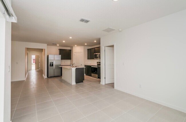 Building Photo - 2329 Scenic Hill Dr