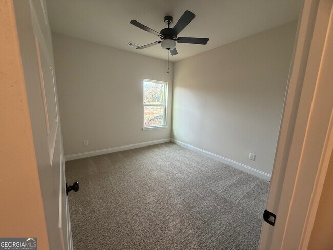 Building Photo - 55 Wright St