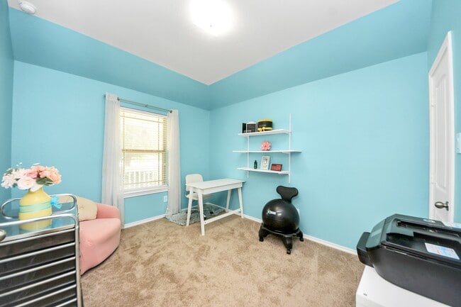 Building Photo - 13810 Beckledge Ln