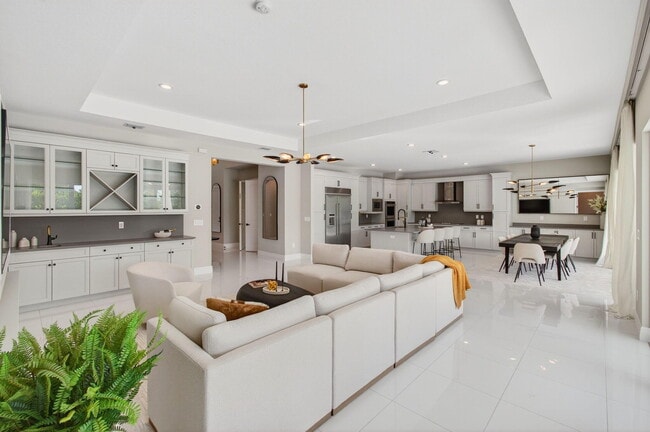 Building Photo - 19886 Meadowside Ln