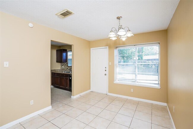 Building Photo - 20406 Oak Limb Ct