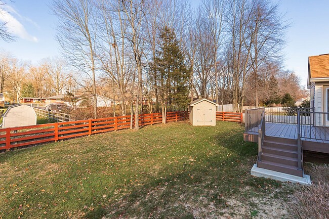 Building Photo - Charming single-family home