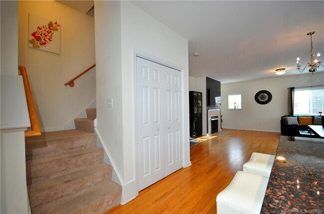 Building Photo - 192 Pepin Pl