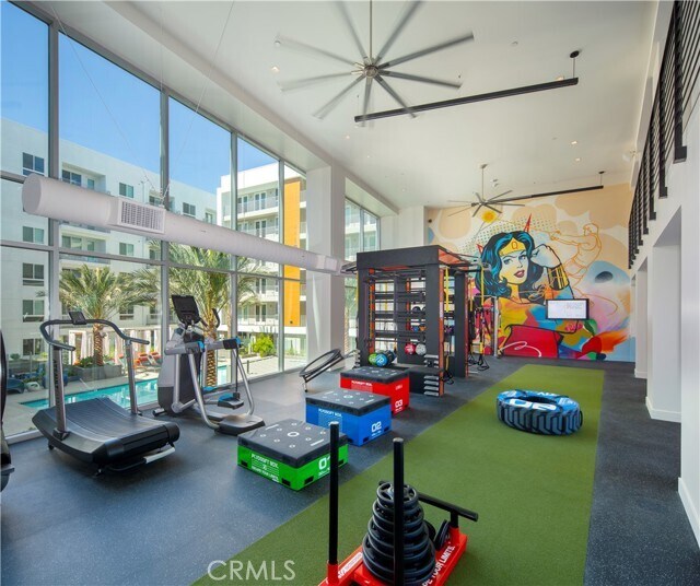 Building Photo - 6235 Topanga Canyon Blvd