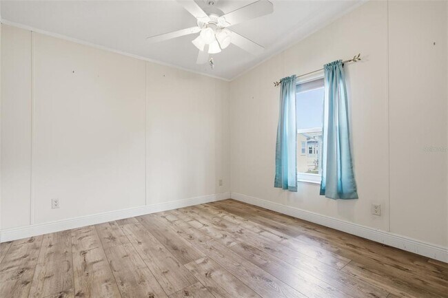 Building Photo - 7 Frangipani Cir