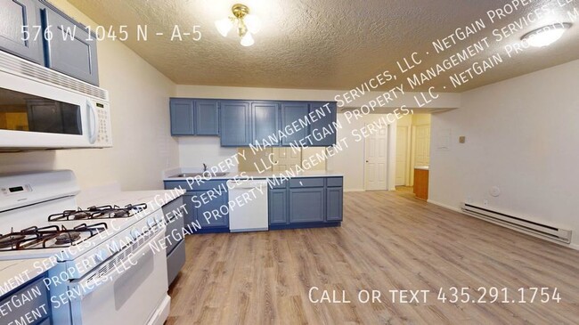 Building Photo - 576 1045