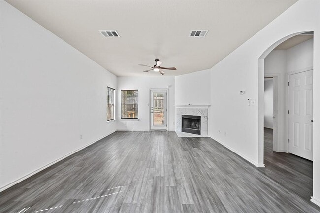 Building Photo - 9206 Brents Elm Dr