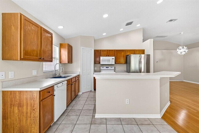 Building Photo - 13411 Staghorn Rd