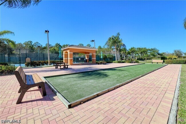 Building Photo - 1830 Florida Club Cir