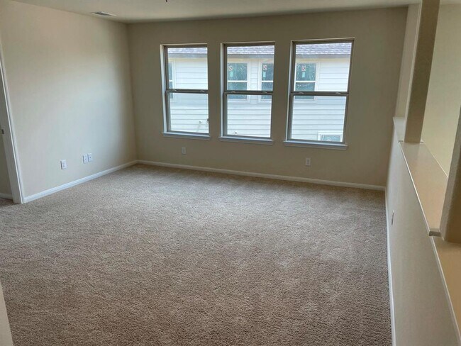 Building Photo - 5519 Evanston Ln