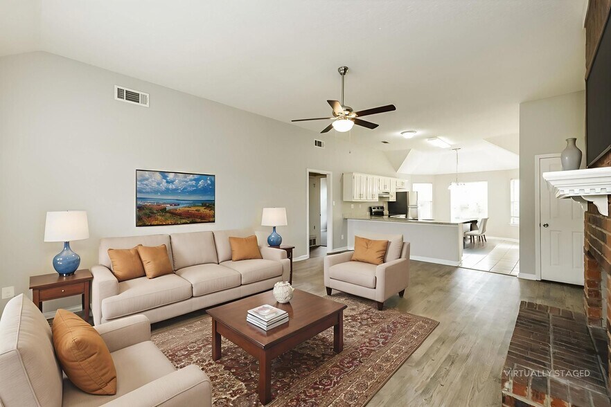 Building Photo - 1241 Trotters Stop Cove